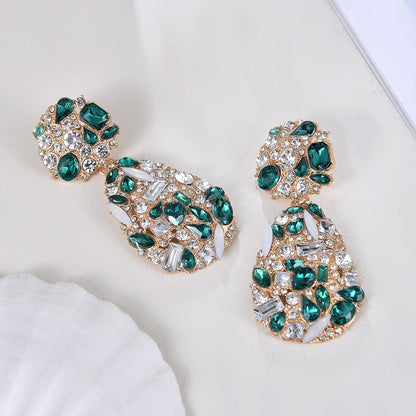 GRACEFUL LADYS DANGLE EARRING