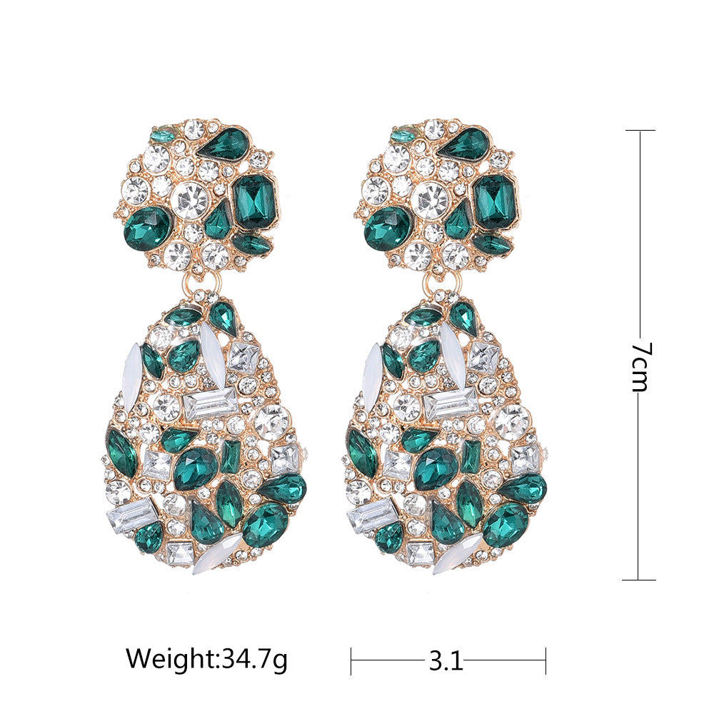 GRACEFUL LADYS DANGLE EARRING
